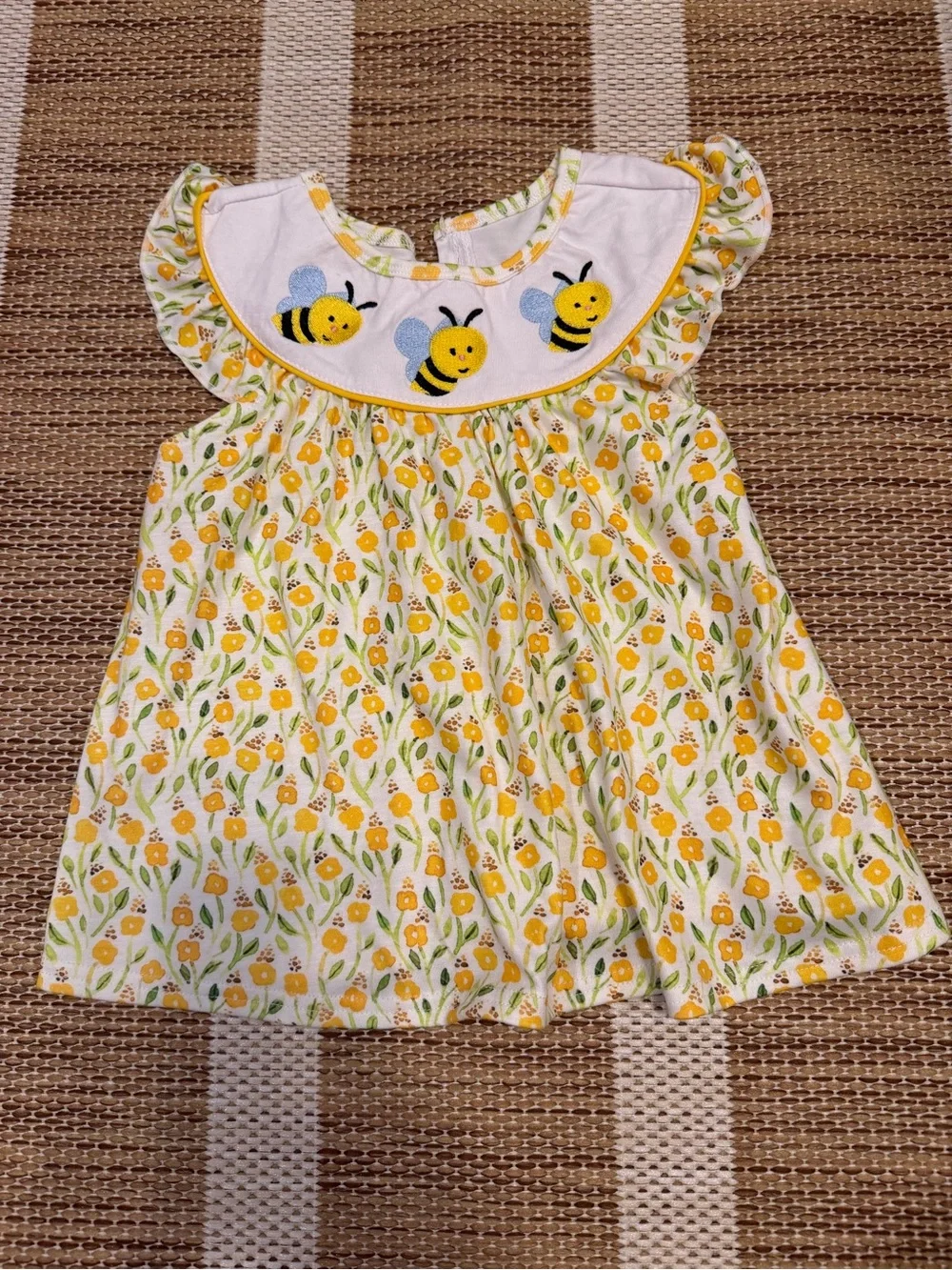 Yellow Bee Print Girls' Two-Piece Outfit